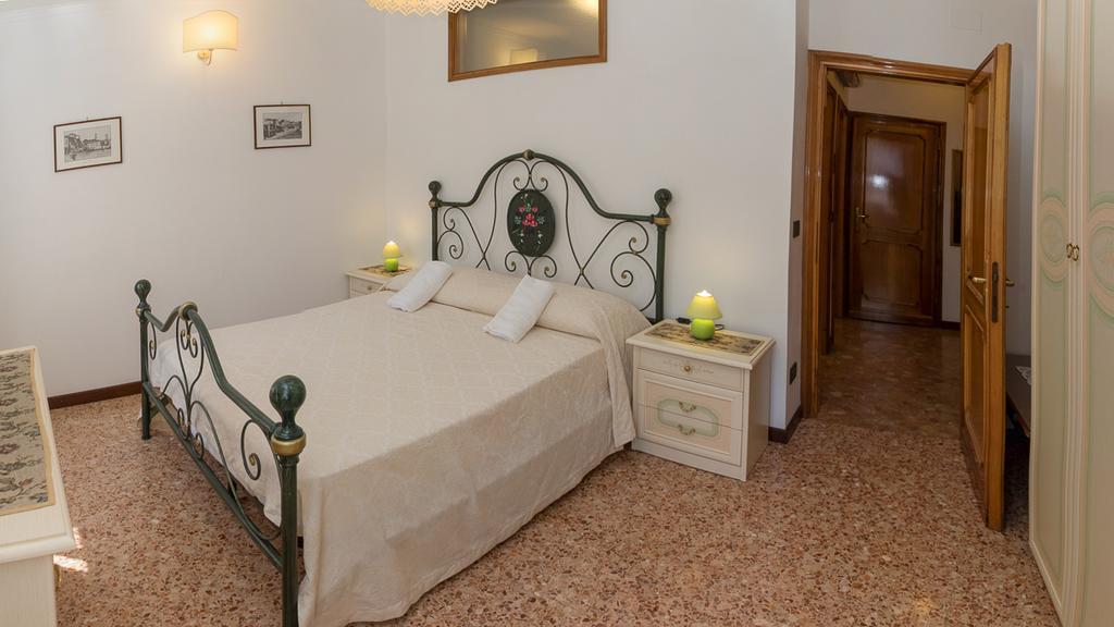 Casa San Giovanni E Paolo Venedig Eksteriør billede